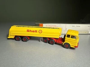 Wiking 1:87 / H0 #802 Mercedes-Benz Tankzug Shell rot / gelb mit OVP GTS - Bild 1 von 7