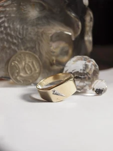375 YELLOW GOLD MENS NATURAL DIAMOND SIGNET RING - Bild 1 von 13
