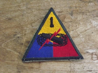 1st Armored Division Patch, AG Border - INV# C1030 - Image 1 of 2