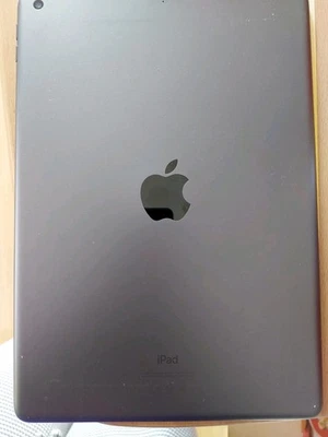 Apple iPad 8. Generation( 2020)  Wi-Fi  32GB, A2270, 10,2 Zoll top - Bild 1 von 4