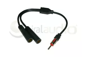 Antenne 1 Stecker auf 2 Buchsen Universal Antenne Y Adapter Kabel Auto Audio AA-0007 - Bild 1 von 1