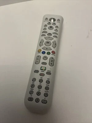 MICROSOFT XBOX 360 DVD UNIVERSAL MEDIA REMOTE CONTROL X801979-002 - Image 1 of 4