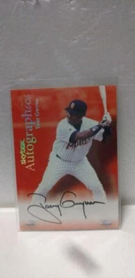 Tony Gwynn 1999 Fleee Skybox tinta fresca autógrafo automático Padres raro usado Foto 1 de 2