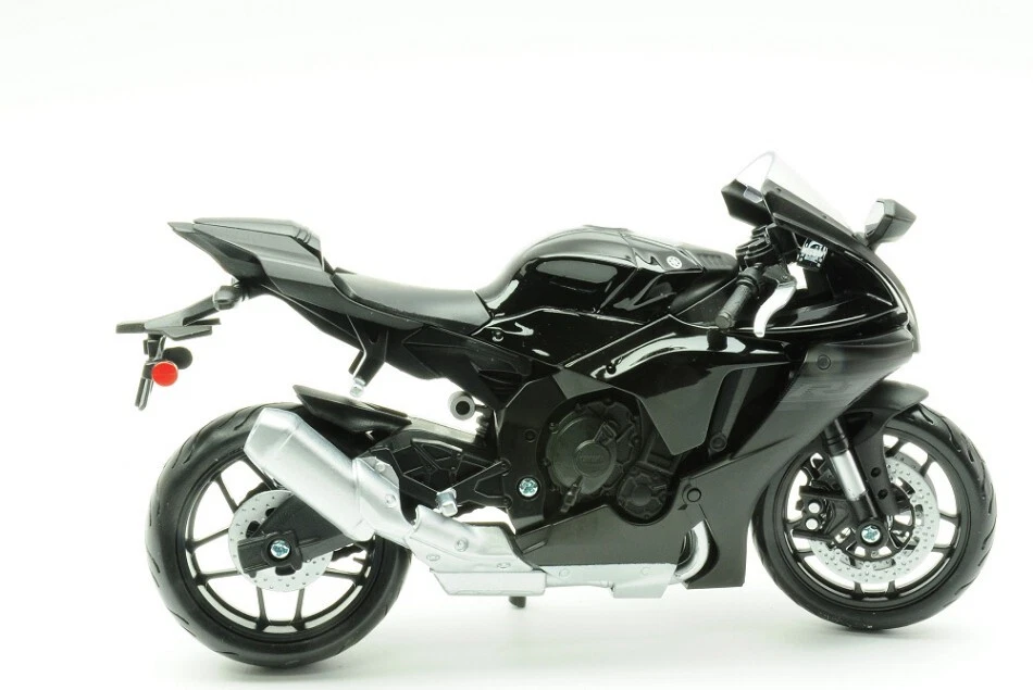 Maisto YAMAHA YZF-R1 2021 BLACK 1:12 - Photo 1/1