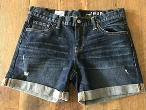 Pantaloncini jeans denim Gap 1969 Wmns sexy fidanzato invecchiati con polsini blu taglia 27 usati in ottime condizioni  - Foto 1 di 7