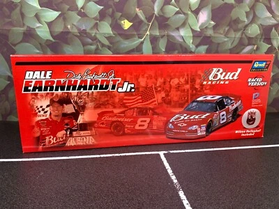REVELL DIECAST DALE EARNHARDT JR #8 2002 MONTE CARLO BUDWEISER RACE VERSION 1:24 - Image 1 of 4