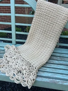 Vintage HANDGESTRICKTE AFGHANISCHE DECKE ÜBERWURF 50" x 54" BEIGE ECRU NEUTRAL - Bild 1 von 13