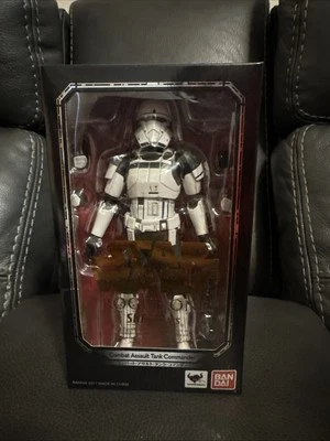 Figura de acción Bandai S.H.Figuarts Star Wars Combat Assault Tank Commander Foto 1 de 4