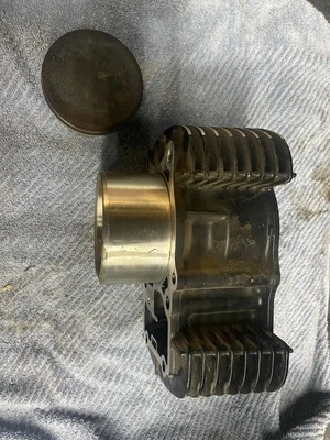 2013 Suzuki Boulevard C90t VL1500 Engine Motor Piston Cylinders Block Jug Front - Image 1 of 4