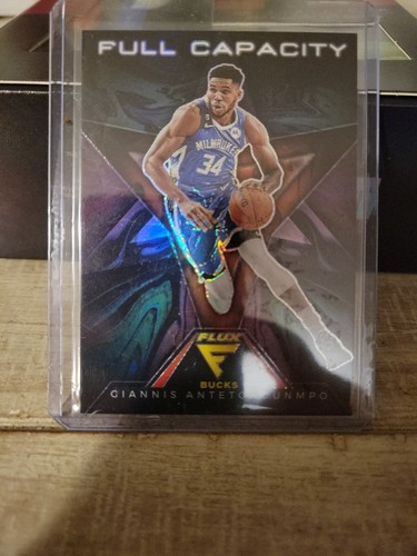 2022-23 Flux Giannis Antetokounmpo #4 FULL CAPACITY CASE HIT