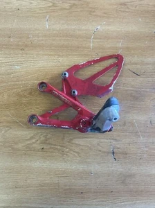 2002 Honda CBR600F4i CBR600 F4i CBR 600 Foot Peg Rest Shifter bracket - Picture 1 of 14