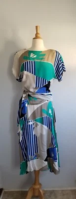 Vestido de crepé vintage años 70 the Kollection Ltd midi oriental estampado abstracto W27" Foto 1 de 4