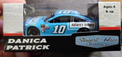 2017 Danica Patrick #10 Nature's Bakery 1: 64 压铸 NASCAR Lionel Racing ARC  — 第 1/4 张图片