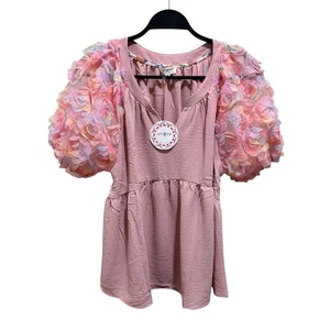 Umgee Damen Größe M Rosa 3D Blütenblätter Puffärmel Schößchen Bluse Top Neu mit Etikett - Bild 1 von 8