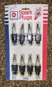 NOS FIRE Ring  AC 44S Green Ring Spark Plugs Set Of 8 Sealed! - Picture 1 of 2