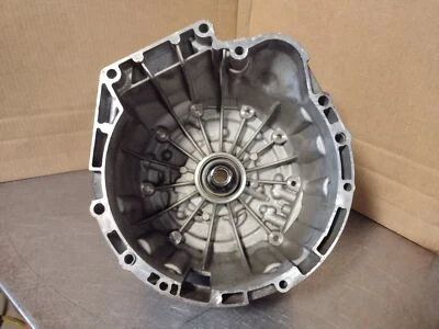 2007-2010 BMW X3 E83 6L45 3.0L Pump and Bell Housing Assembly  - Imagem 1 de 4