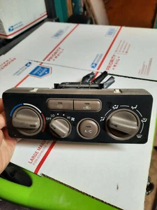 98-00 COROLLA AC Heat Temperature Control Climate - Picture 1 of 3