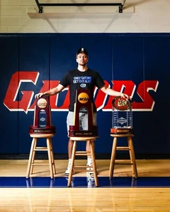 Urban Klavzar 2025 National Champs Florida Gators 8x10 NCAA Basketball Photo - Picture 1 of 1