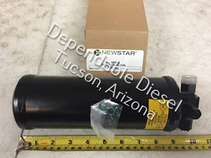 W900B K100 T400 Receiver Dryer. S&S # S-18749 Ref. # Kenworth K251-571, 1914003 - Picture 1 of 10