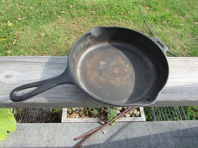 Sartén de hierro fundido EARLY Griswold #6 de colección con lengüeta de bisagra, logotipo de bloque pequeño, 2506 Foto 1 de 4