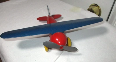 VINTAGE 1930s WYANDOTTE PRESSED STEEL AIRPLANE - Image 1 of 4