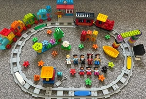 Lego Duplo Train Track Playset 10874 With Motorised Light Sound Carriage Bundle - Picture 1 of 14