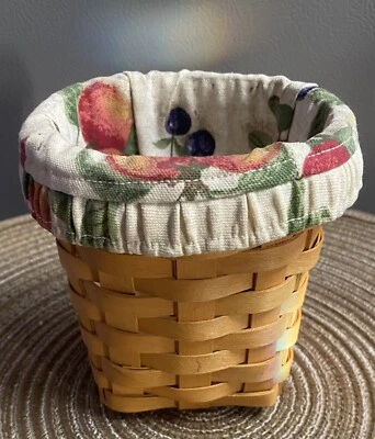 Longaberger Basket, 4.5 In Small with Fruit Fabric Liner, 2000 - Image 1 of 4