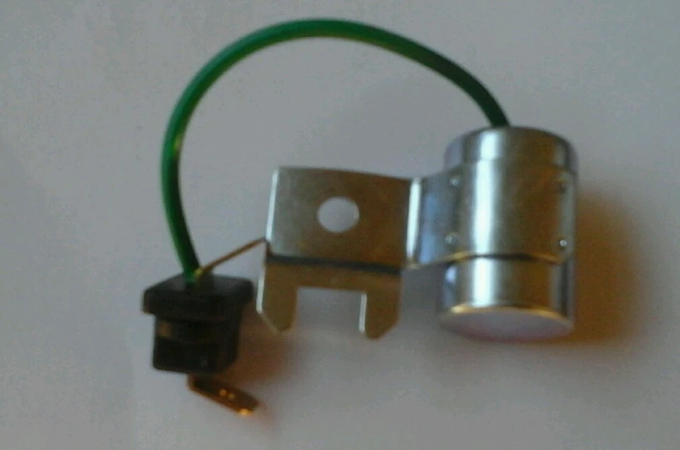 33100 condenser to fit Alfa Alfetta Giulia Spider BMW 3 5 Volvo 240  - Image 1 of 1