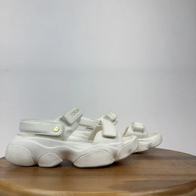 Sandalias para mujer Nike Air Jordan Deja Sail metálicas doradas con tiras talla 8 Foto 1 de 4