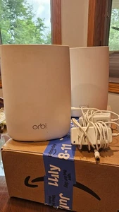 Netgear Orbi RBR50 Wifi Router and RBS50 Add-On Satellite - Afbeelding 1 van 4