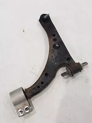 2018 Chevrolet Cruze front left control arm - Image 1 of 3