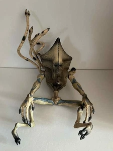 Independence Day ID4 Alien Supreme Commander 14" Figur Trendmasters funktionstüchtig - Bild 1 von 4