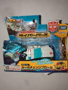 Takara Tomy Transformers CyberverseTCV-11 Turbo Change Prowl - Picture 1 of 3