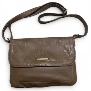 Billabong Handbag, Chocolate Brown Sling-bag Crossbody Bag - Picture 1 of 5