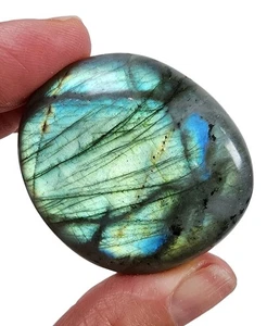 Labradorite Polished Pebble Stone Madagascar 50.1 grams - Picture 1 of 2