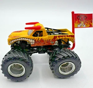 Monster Jam El Toro Loco Amarillo 1:64 Diecast Monster Truck Coche de Juguete Bandera Rara - Imagen 1 de 8