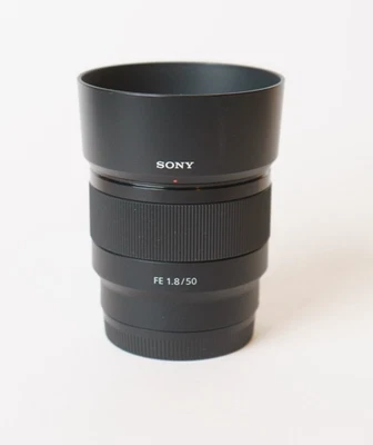 Sony SEL 50 mm F/1.8 FE SEL50F18F mit 6 Monaten Garantie & 1 Jahr Gewährleistung - Bild 1 von 4