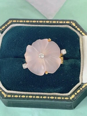Vintage designer Cocktail Ring Frosted Rose Quartz Diamonds 18 ct 1976 - Image 1 of 4