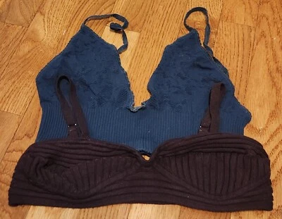 Lote de 2 Bralettes Intimately Free People - Talla M/L - Marrón y Azul  Foto 1 de 4