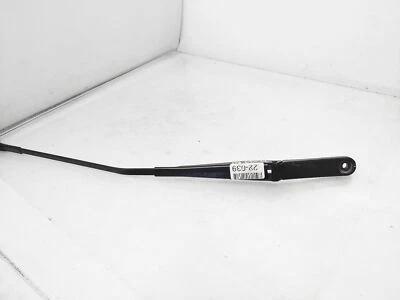 Brazo limpiaparabrisas pasajero derecho Audi A4 2017-2020 OEM 8W1-955-408-1P9 Foto 1 de 4