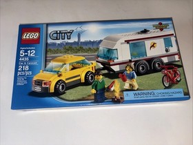 LEGO CITY: Car & Caravan (4435) Brand New & Factory Sealed