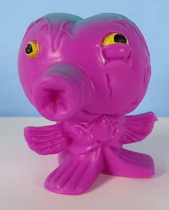 The Ugglys Pet Shop Putrid Pets 106 Purple Suffering Suckerfish NEW - Picture 1 of 1