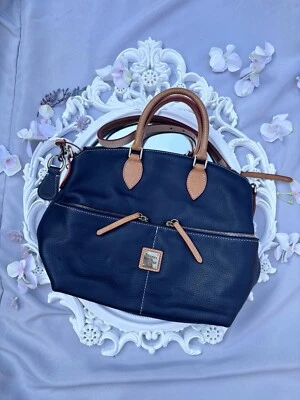 Bolso de Mano Dooney & Bourke Dillen Grande de Cuero Doble Bolsillo Azul Marino Tostado Foto 1 de 4
