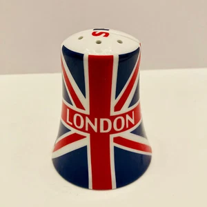 Salt And Pepper Shakers London Union Jack Flag Ceramic - Picture 1 of 9