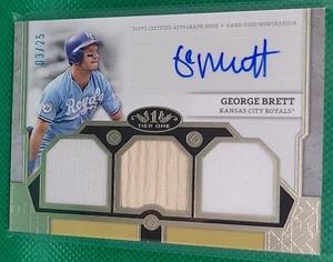 Reliquias autógrafas Topps Tier One 2024 triple reliquia #T1ARGB George Brett 25/03 - Imagen 1 de 2