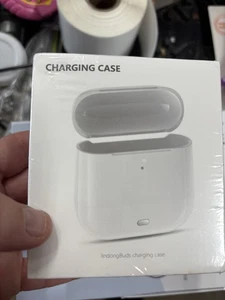 Apple AirPods Pro Wireless Charging Case - White Series 1 Or 2 - Photo 1 sur 3