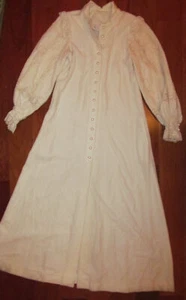 vintage 60's MATEJ ODETEE BARSA cream fleece lace trim romantic gown night dress - Picture 1 of 6