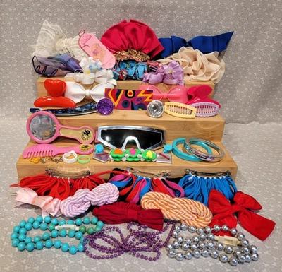 Lote de 16 joias vintage da década de 1990 para acessórios de grampos de cabelo infantis Barbie pente doce - Imagem 1 de 4