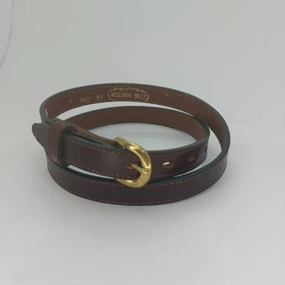 Cinturón Occidental NOCONA Cuero Rojo Borgoña con Hebilla Tonificada Dorada 32" Foto 1 de 3