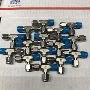 New Swagelok SS-200-3TMT , 1/8" Run Tee - Picture 1 of 2